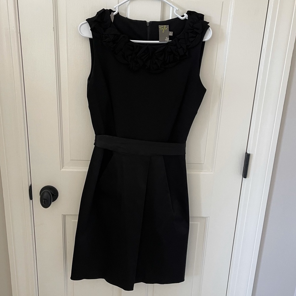 Taylor Little Black Dress Size 6